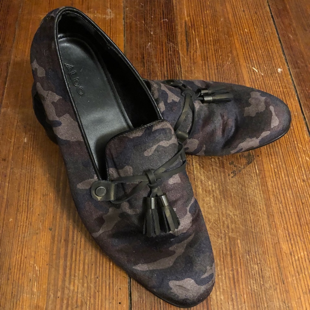 Men’s camo Aldo loafers